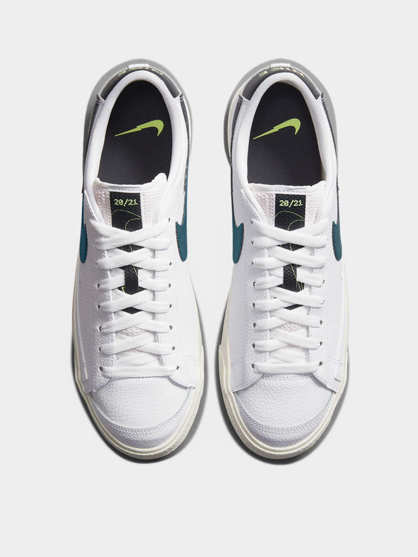 Кеди низькі NIKE Blazer Low '77 модель DJ6895-100 Кеди низькі NIKE Blazer Low '77 модель DJ6895-100 Фото