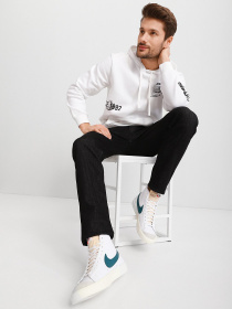 Кеды высокие NIKE Blazer Mid 77 модель BQ6806-112 Фото