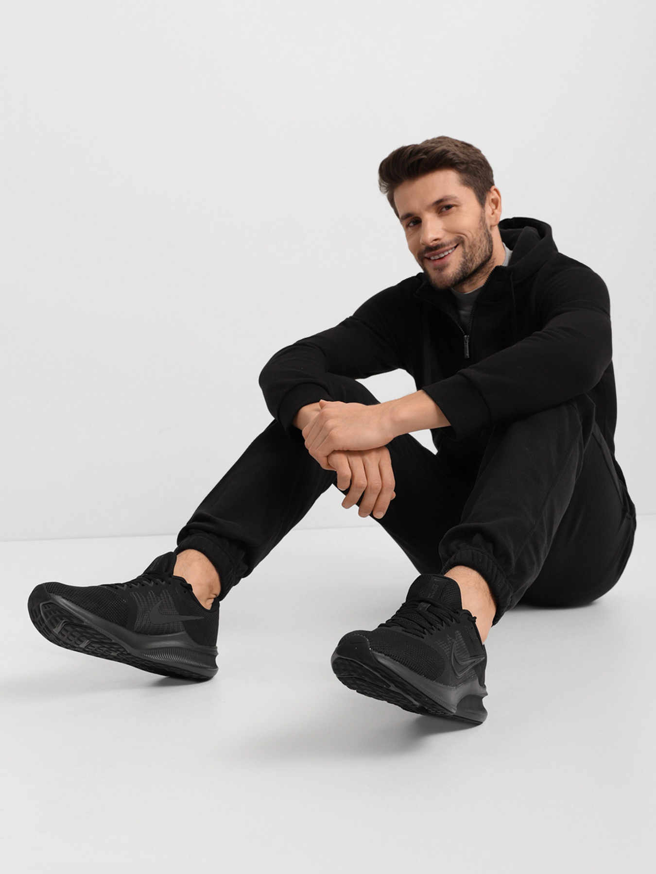 Кроссовки для бега NIKE Downshifter 11 модель CW3411-002 Фото