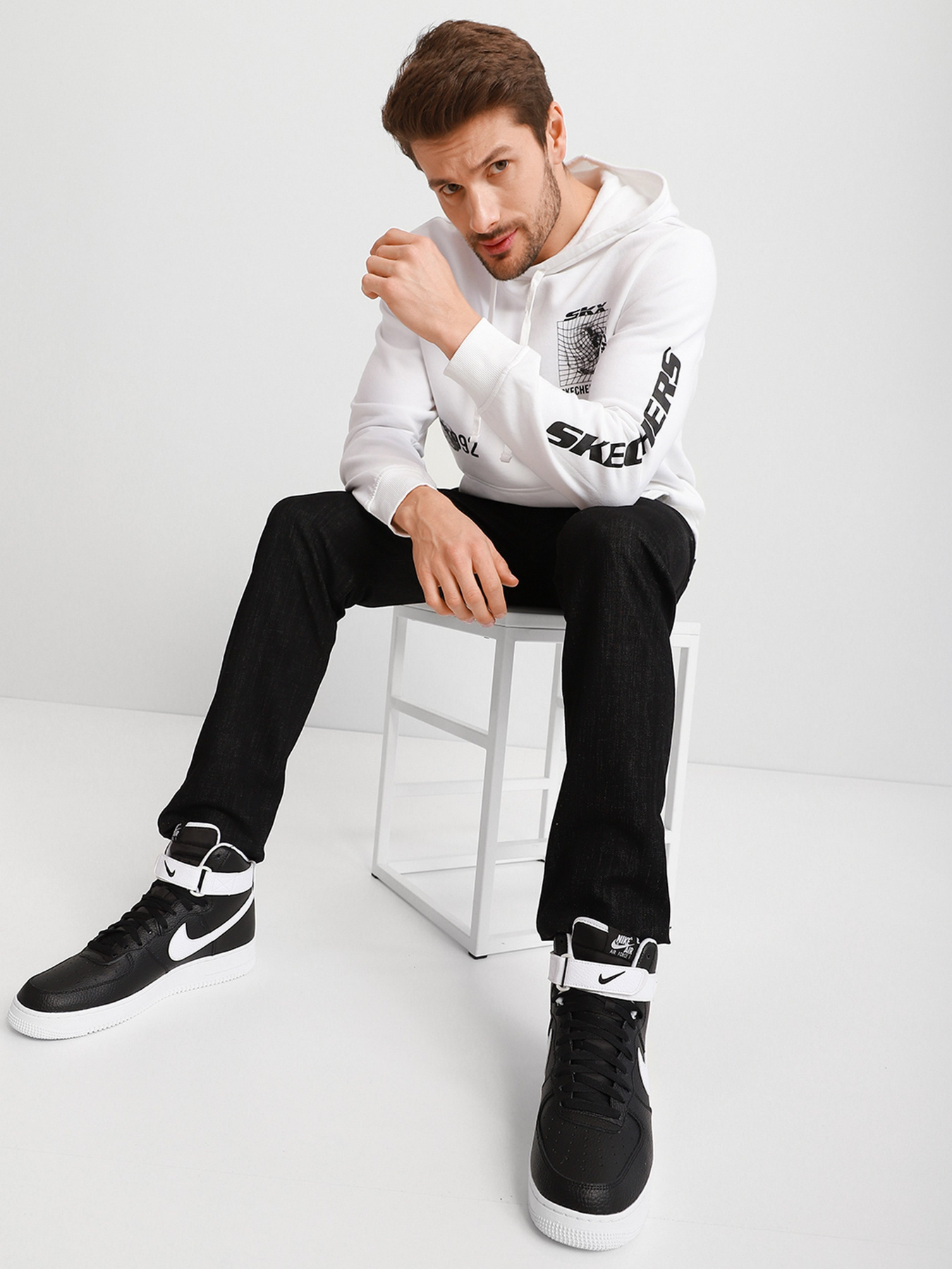 Кеди високі NIKE Air Force 1 High модель CT2303-002 Фото