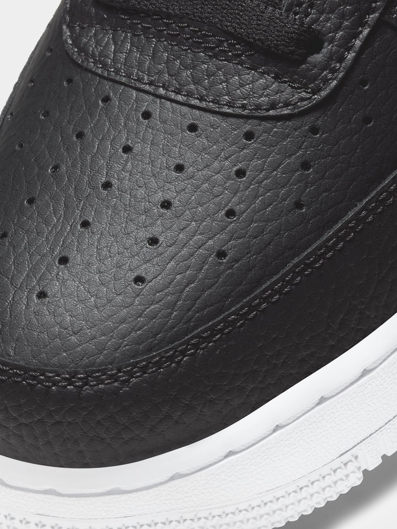 Кеди низькі NIKE AIR FORCE 1'07 модель CT2302-002 Кеди низькі NIKE AIR FORCE 1'07 модель CT2302-002 Фото