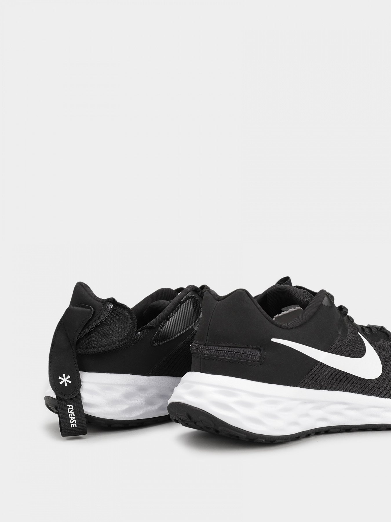 Кроссовки для бега NIKE REVOLUTION 6 FLYEASE NN модель DC8992-003 Фото