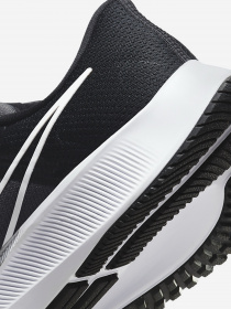 Кросівки для бігу NIKE Air Zoom Pegasus 38 модель CW7356-010 Кросівки для бігу NIKE Air Zoom Pegasus 38 модель CW7356-010 Фото