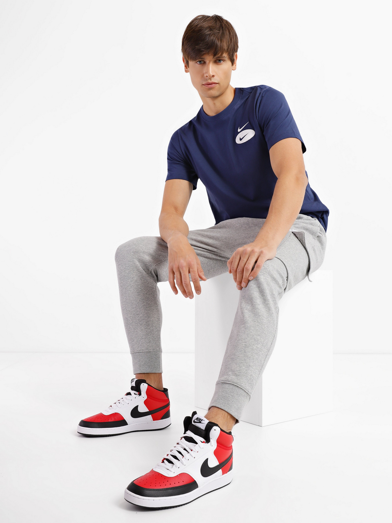 Кеды высокие NIKE Court Vision Mid модель DM1186-600 Фото