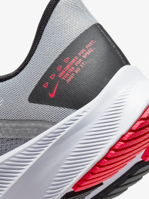 Кросівки для бігу NIKE Quest 4 модель DA1105-007 Фото