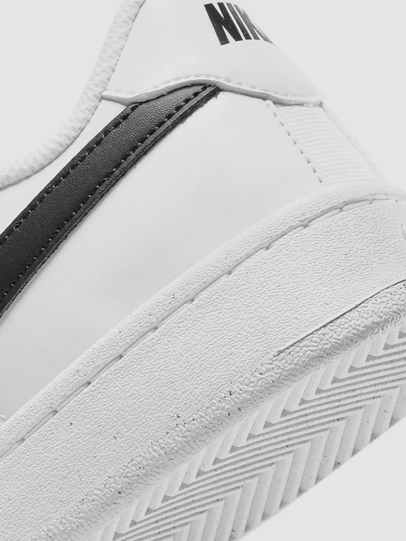 Кеди низькі NIKE COURT ROYALE 2 NEXT NATURE модель DH3160-101 Кеди низькі NIKE COURT ROYALE 2 NEXT NATURE модель DH3160-101 Фото