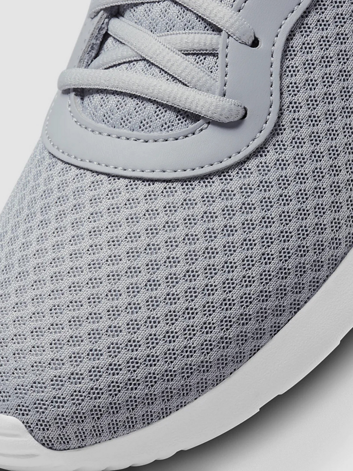 Кроссовки для бега NIKE Tanjun модель DJ6258-002 Фото