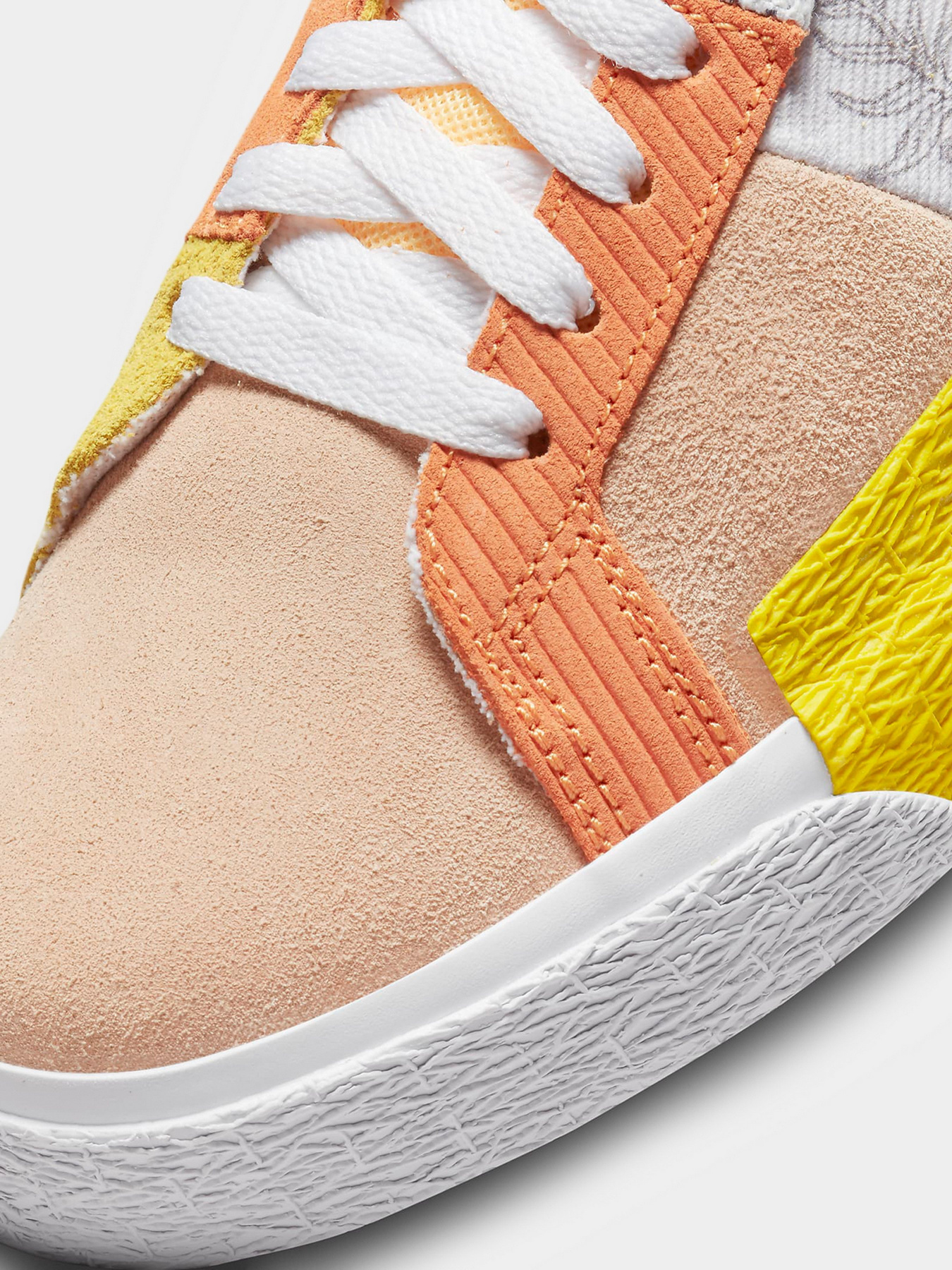 Кеды высокие NIKE SB Zoom Blazer Mid PRM модель DM0859-800 Фото