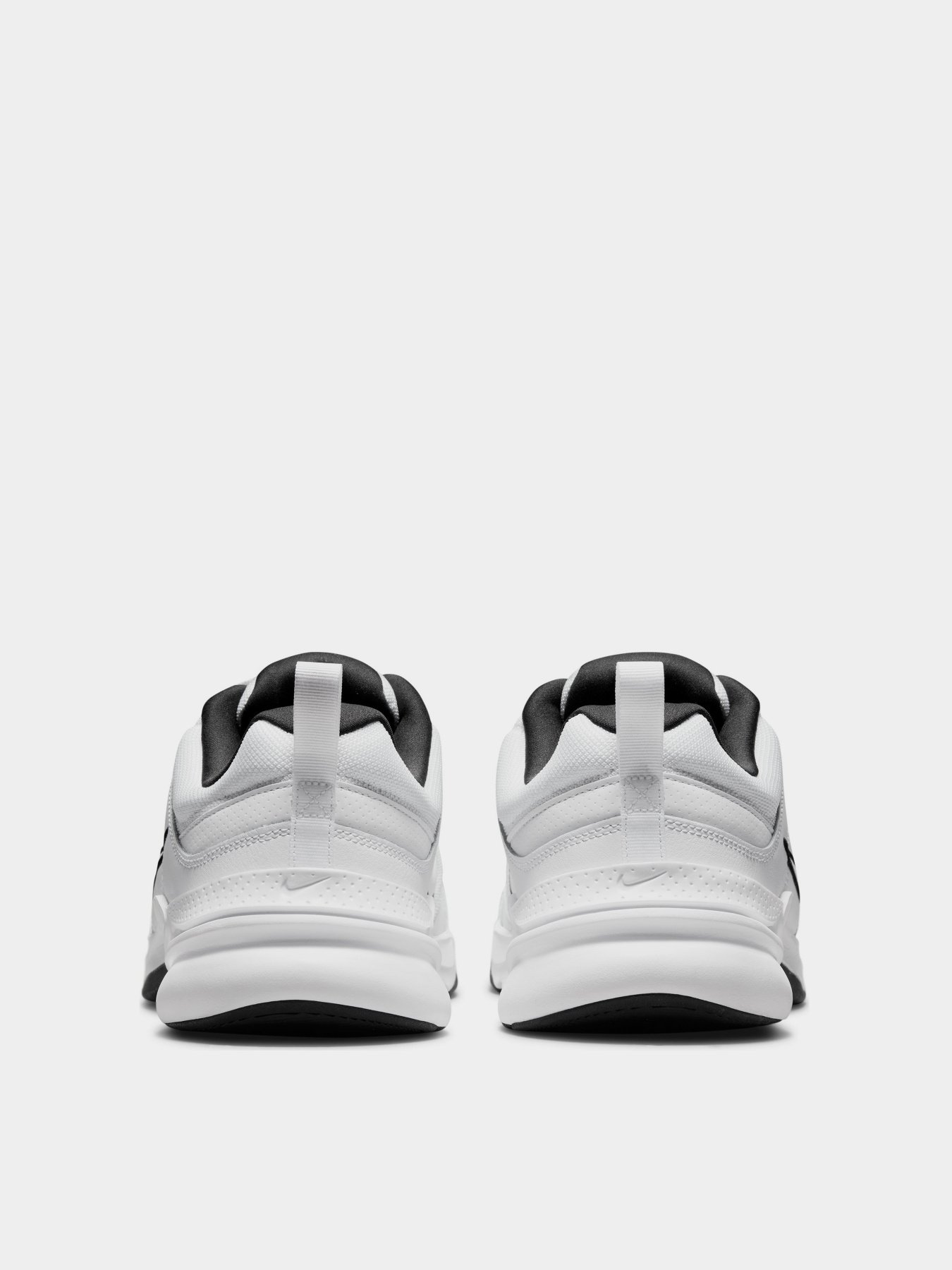 Кросівки повсякденні NIKE Defy All Day модель DM7564-100 Фото