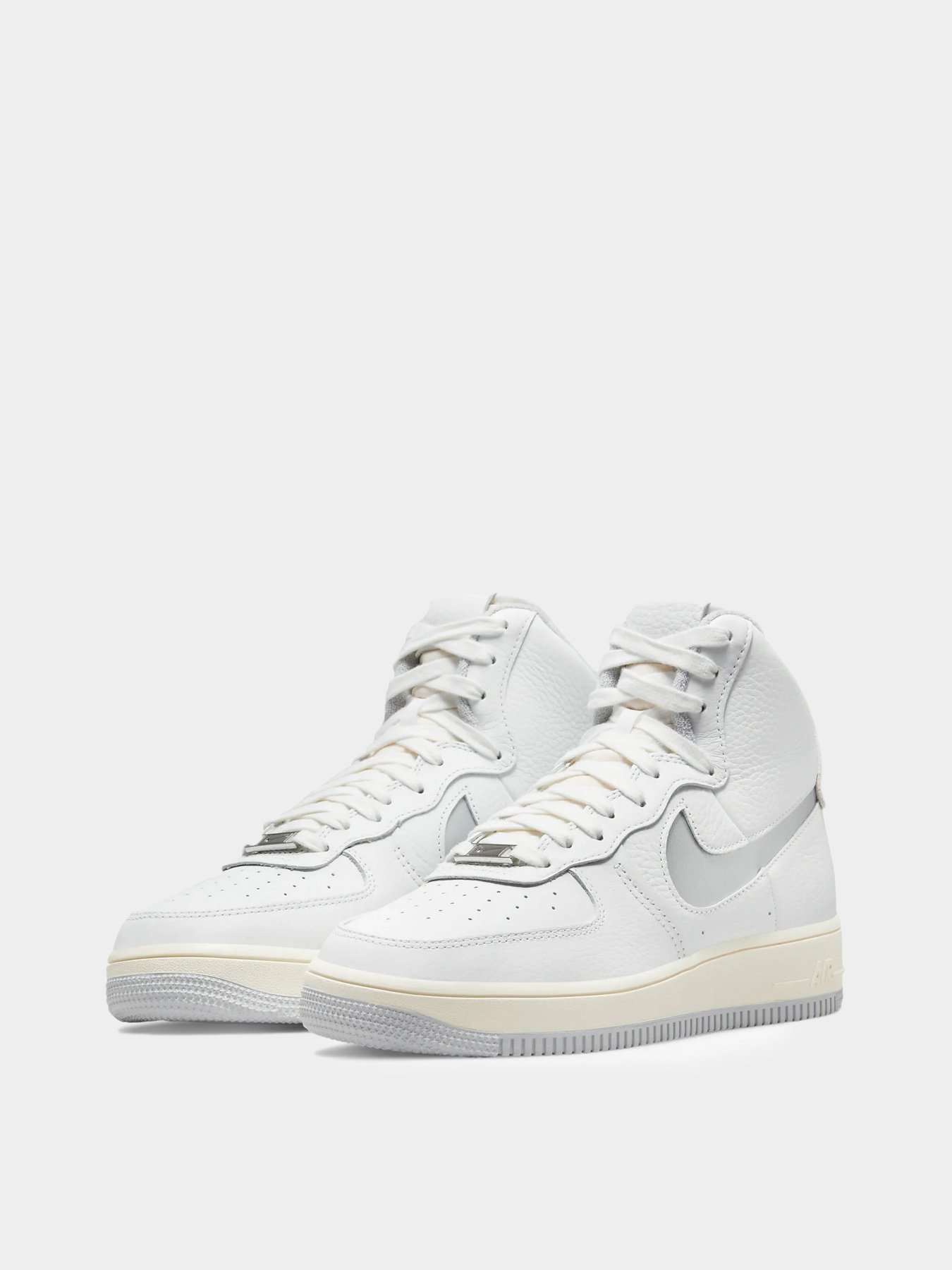 Кеды высокие NIKE Air Force 1 High Sculpt модель DC3590-101 Фото