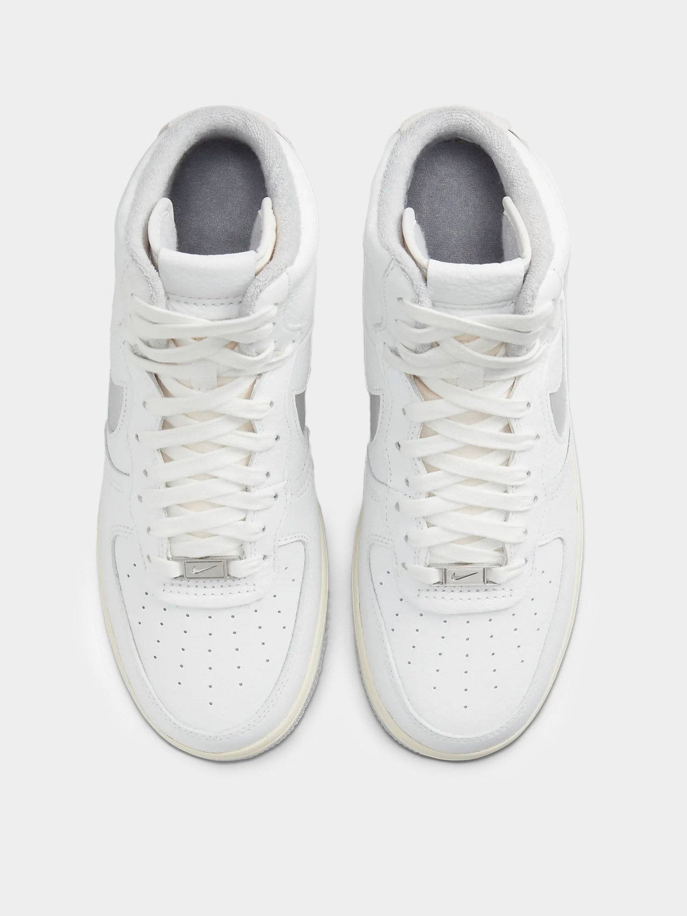 Кеды высокие NIKE Air Force 1 High Sculpt модель DC3590-101 Фото