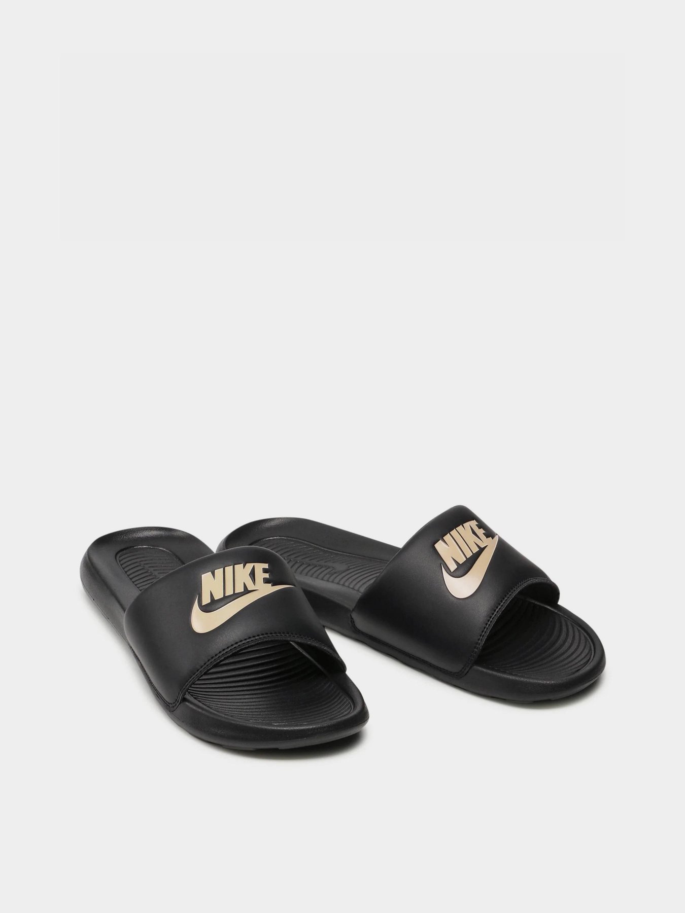 Шльопанці NIKE Victori One модель CN9675-006 Фото