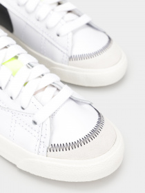 Кеди низькі NIKE Blazer Low '77 Jumbo модель DN2158-101 Кеди низькі NIKE Blazer Low '77 Jumbo модель DN2158-101 Фото