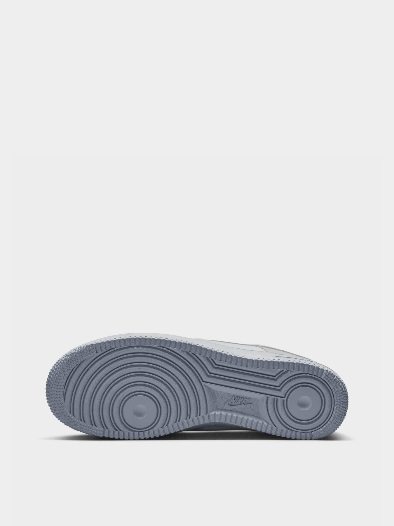 Кеди низькі NIKE Air Force 1 '07 Lv8 Emb модель DV0787-100 Фото