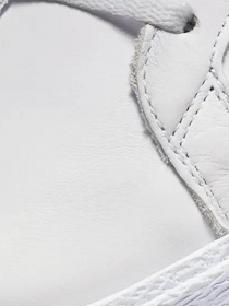 Кеды высокие NIKE SB Zoom Blazer Mid модель DZ4949-100 Кеды высокие NIKE SB Zoom Blazer Mid модель DZ4949-100 Фото