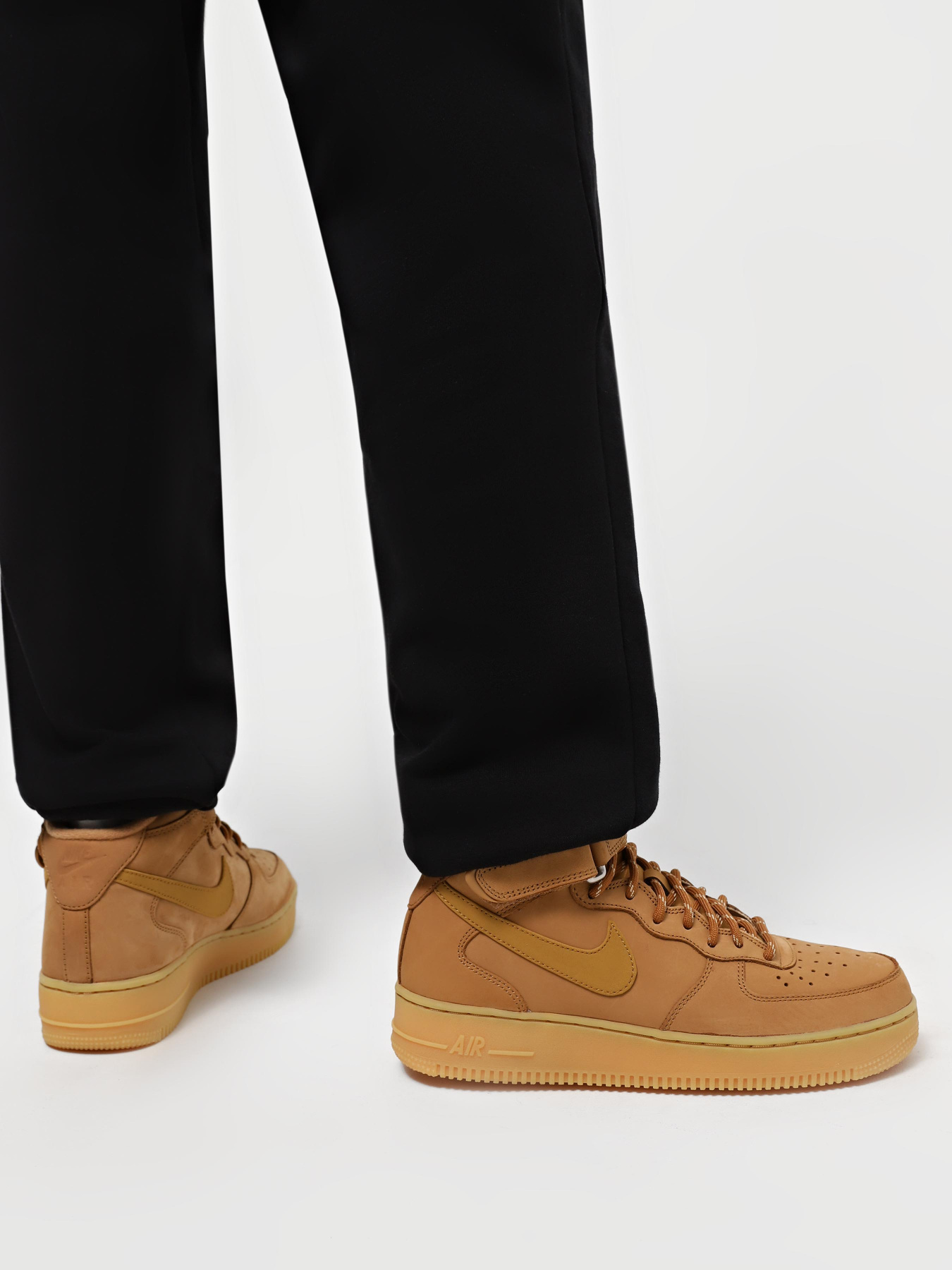 Ботинки NIKE Air Force 1 Mid 07 модель DJ9158-200 Фото