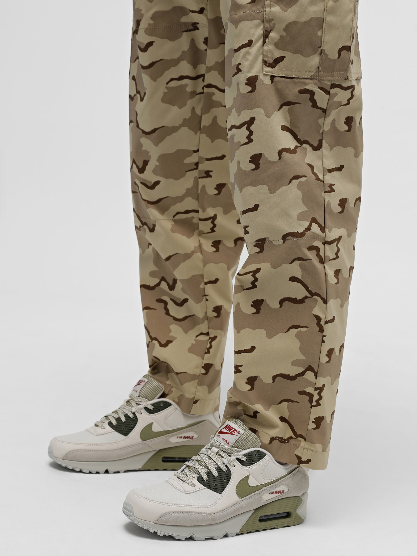 Кросівки NIKE Air Max 90 модель FB9657-002 Фото