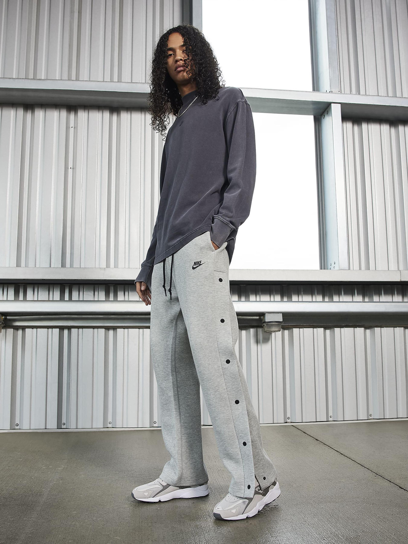 Кроссовки NIKE Air Huarache модель DZ3306-004 Фото