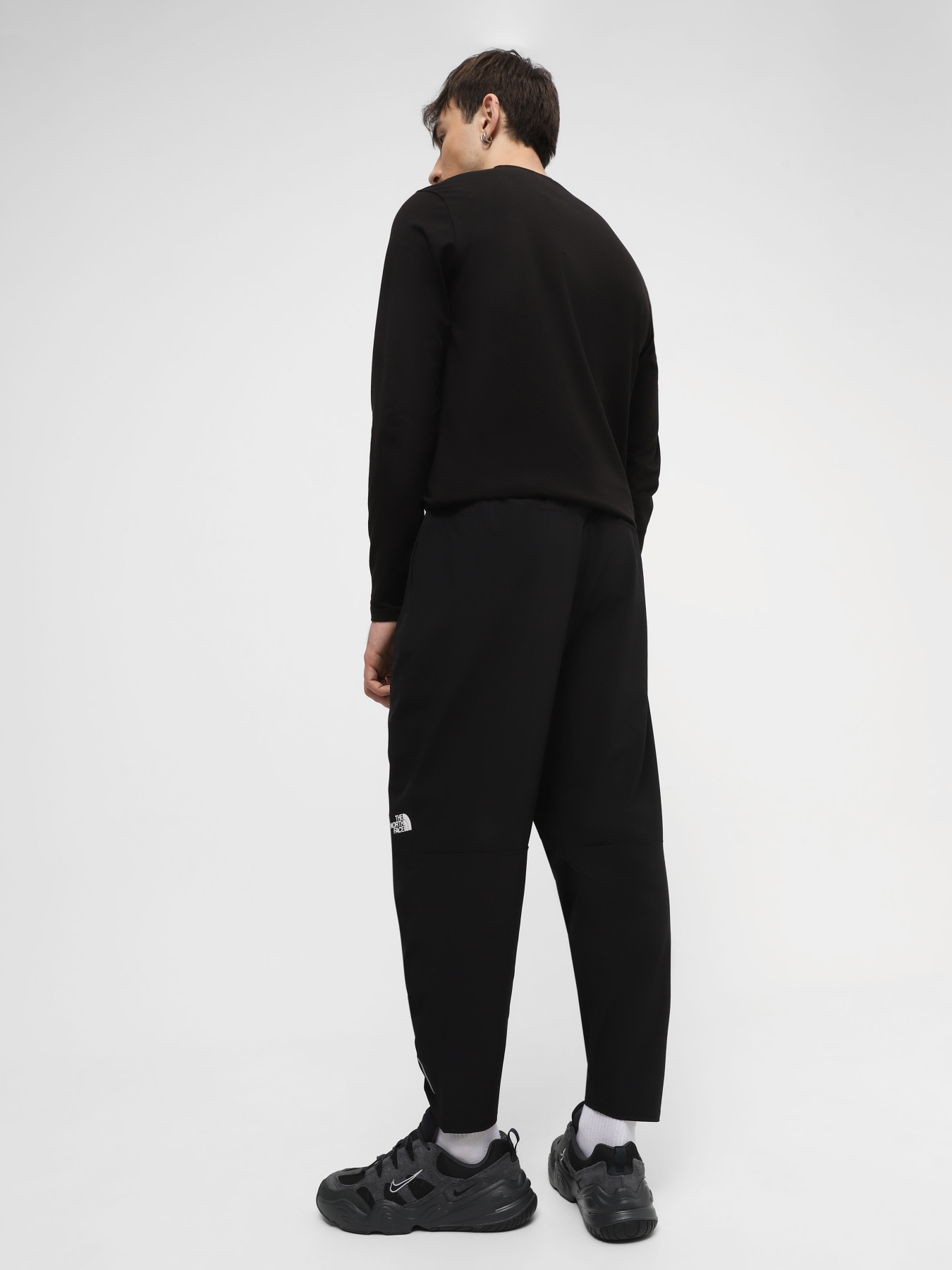 Кроссовки NIKE Tech Hera модель FJ9532-001 Фото