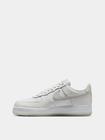 Кеди низькі NIKE AIR FORCE 1 07 LV8 модель FN5832-100 Фото