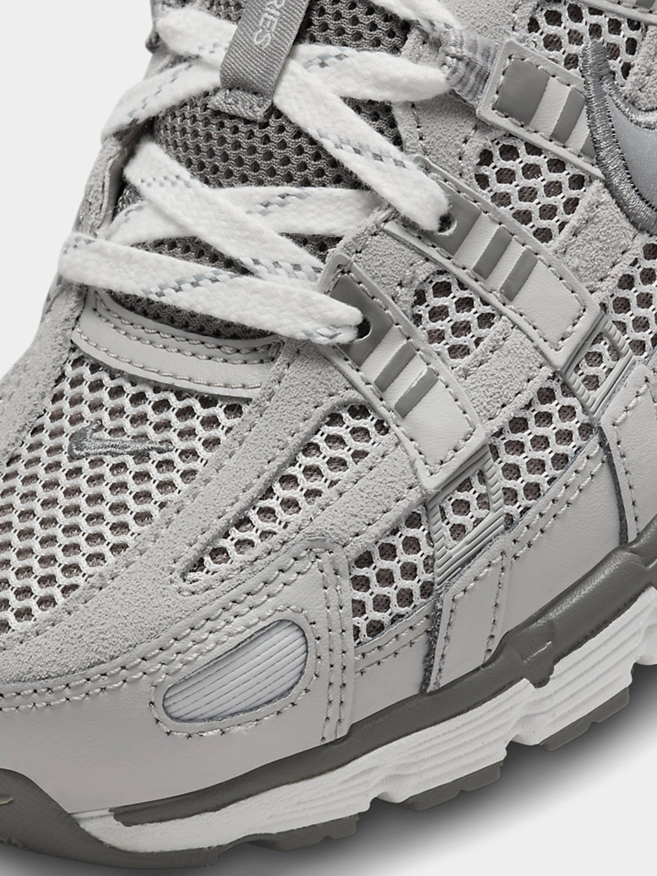 Кроссовки повседневные NIKE P-6000 модель FN6837-012 Кроссовки повседневные NIKE P-6000 модель FN6837-012 Фото