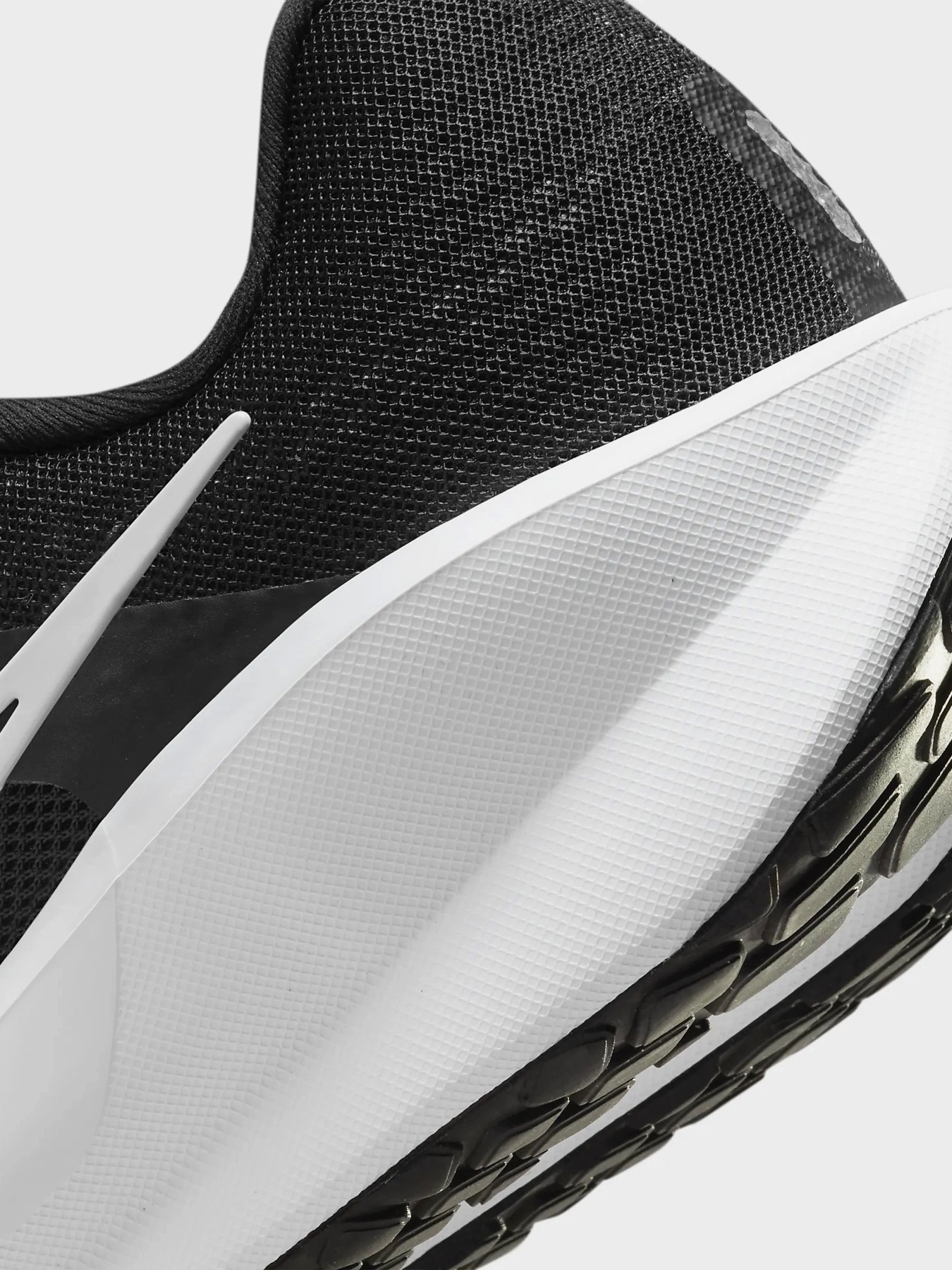 Кросівки для бігу NIKE DOWNSHIFTER 13 модель FD6454-001 Фото