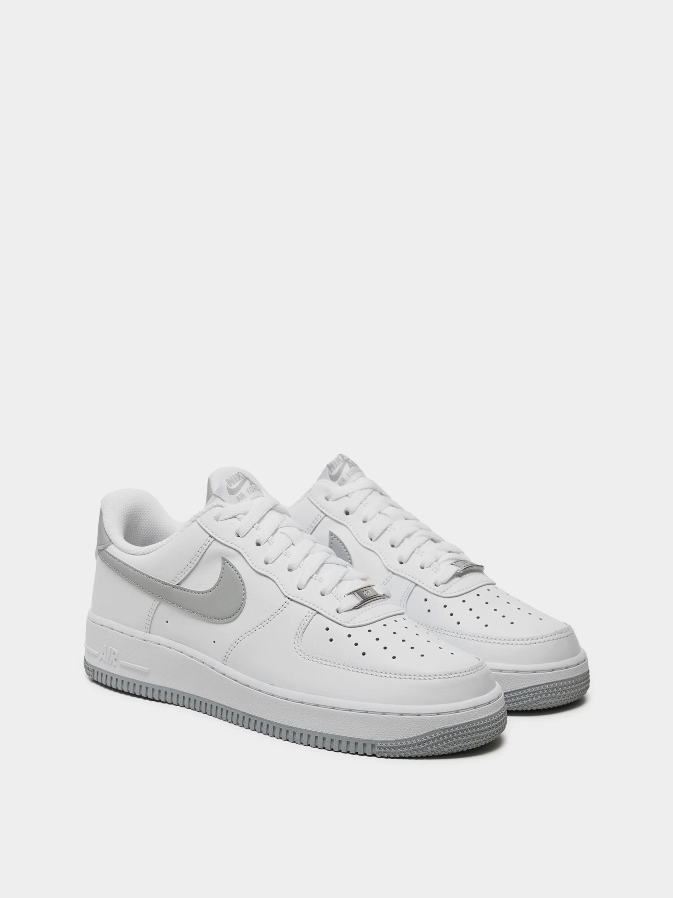 Кеды низкие NIKE AIR FORCE 1 '07 модель FJ4146-100 Фото