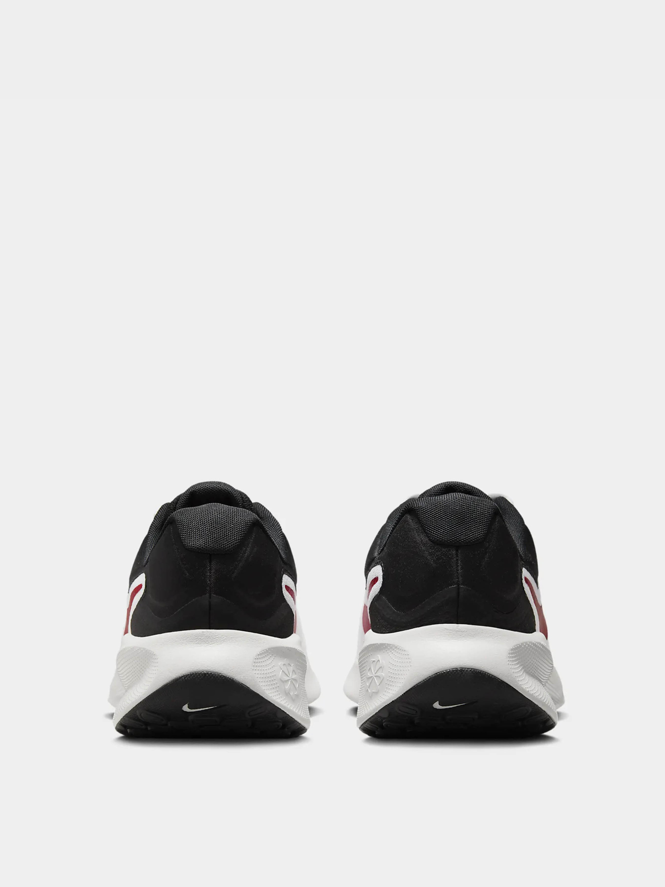 Кроссовки для бега NIKE REVOLUTION 7 модель FB2207-102 Фото