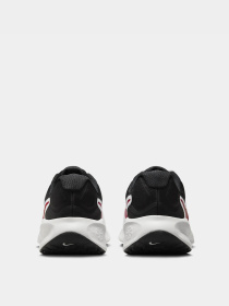 Кроссовки для бега NIKE REVOLUTION 7 модель FB2207-102 Фото