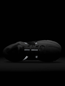 Кросівки повсякденні NIKE ZOOM VOMERO 5 модель FB9149-101 Фото
