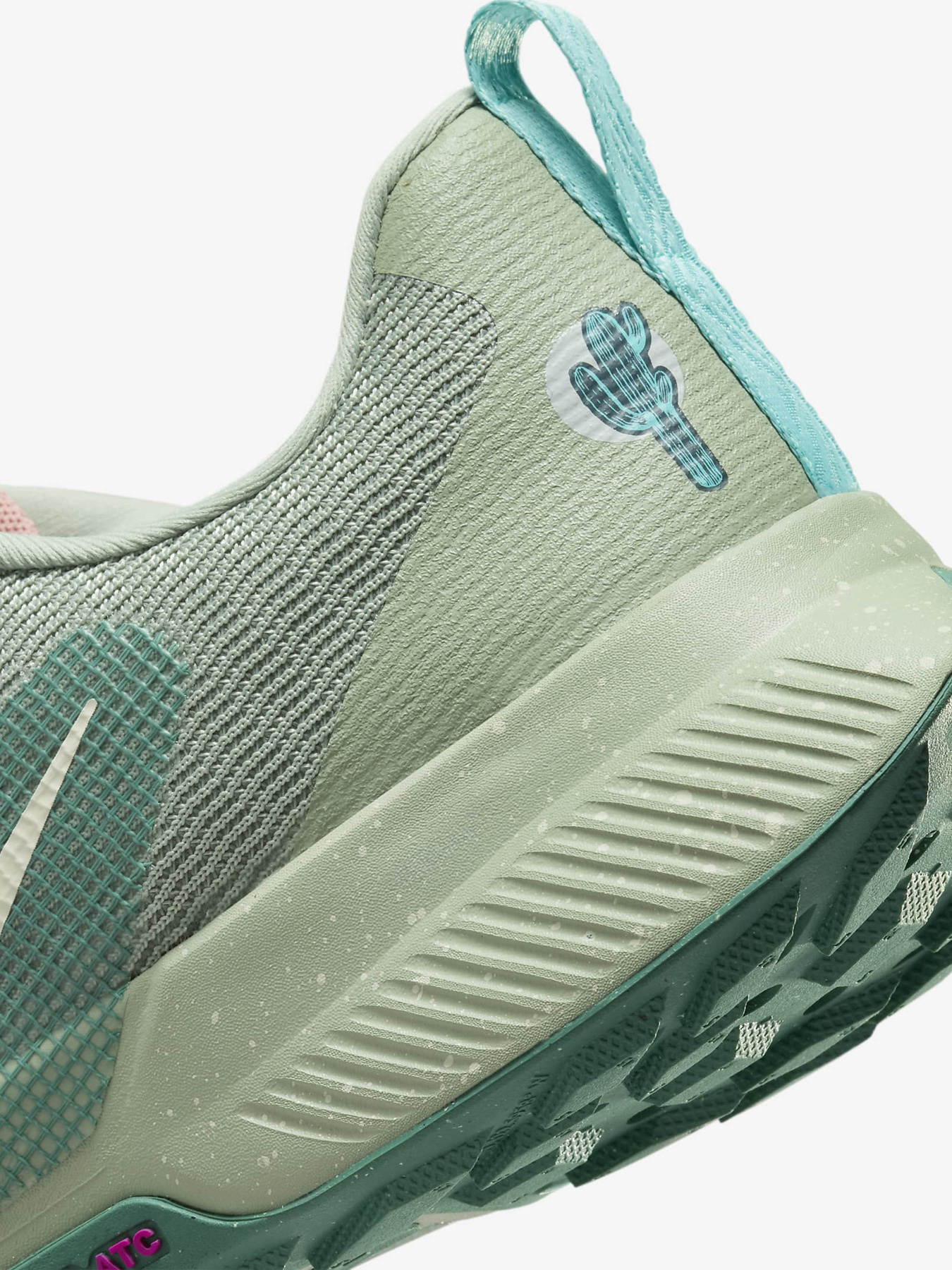 Кросівки повсякденні NIKE JUNIPER TRAIL 3 модель FQ0904-300 Фото