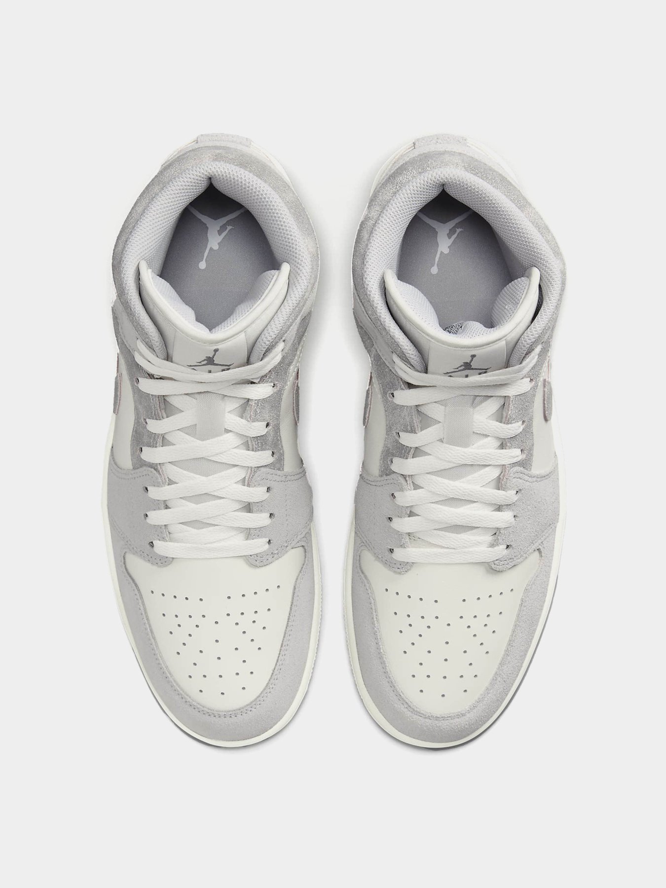 Кеды высокие NIKE AIR JORDAN 1 MID модель FQ7720-002 Кеды высокие NIKE AIR JORDAN 1 MID модель FQ7720-002 Фото