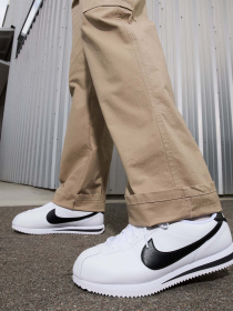 Кроссовки повседневные NIKE CORTEZ модель DM4044-105 Фото