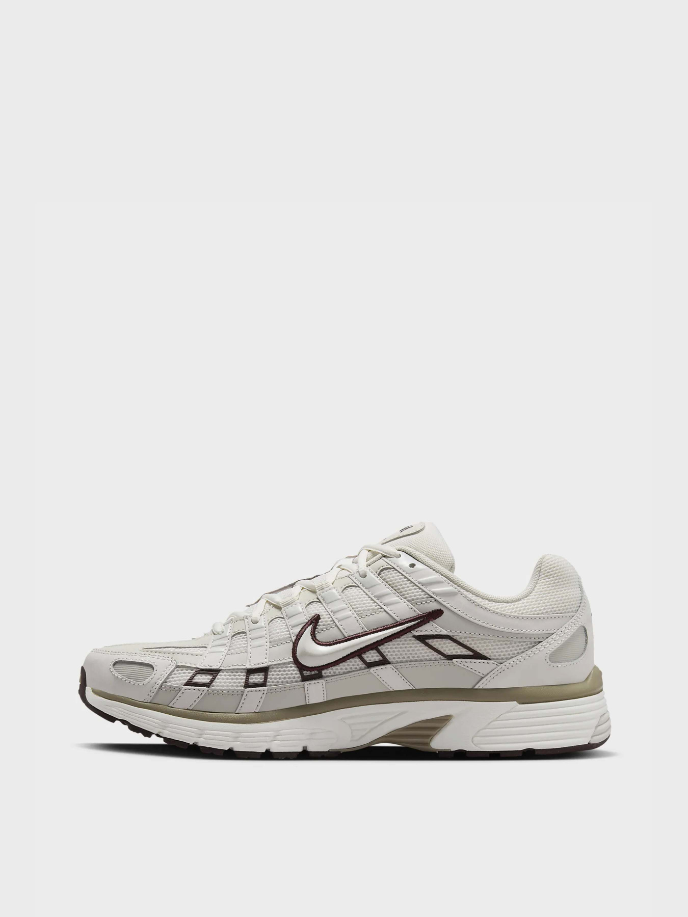 Кроссовки NIKE P-6000 модель HF0728-201 Фото