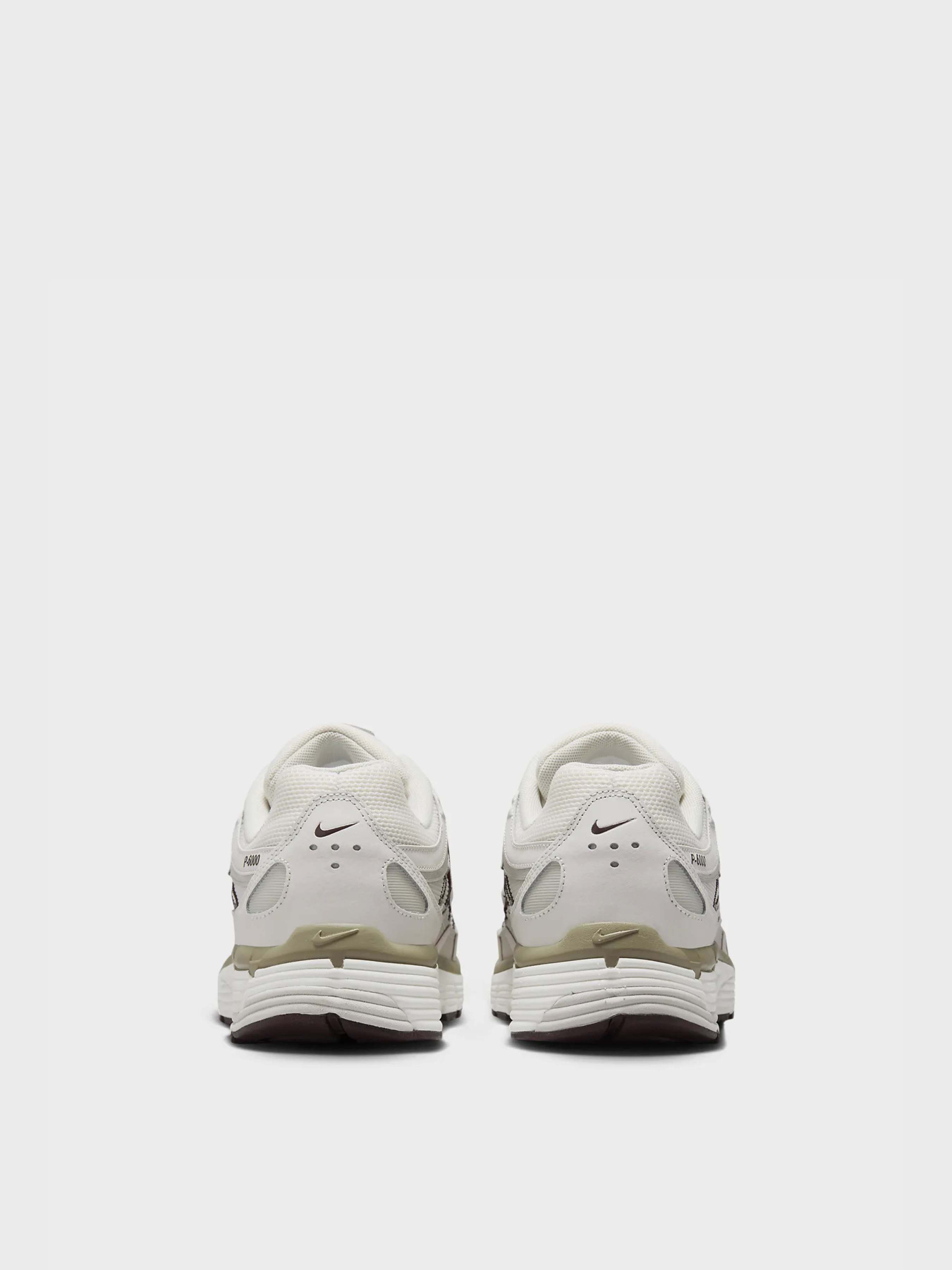 Кроссовки NIKE P-6000 модель HF0728-201 Фото