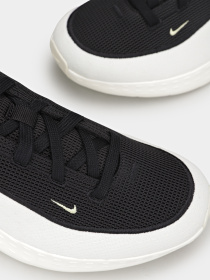 Кросівки повсякденні NIKE UPLIFT SC модель IB2765-100 Фото