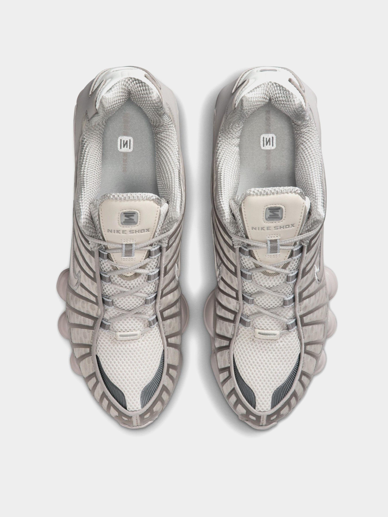 Кроссовки повседневные NIKE SHOX TL модель AV3595-104 Кроссовки повседневные NIKE SHOX TL модель AV3595-104 Фото