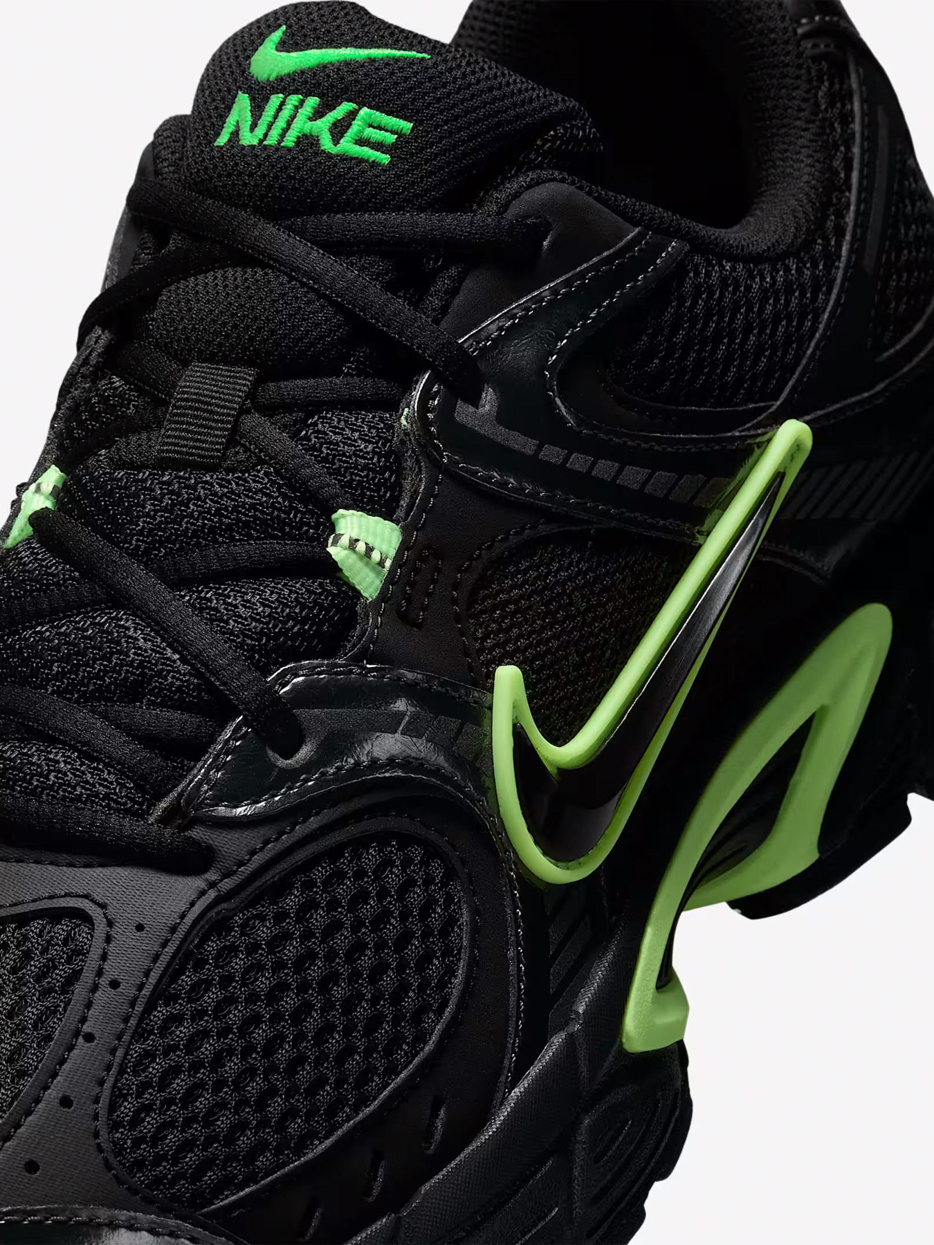 Кроссовки повседневные NIKE V5 RNR модель HJ5228-005 Кроссовки повседневные NIKE V5 RNR модель HJ5228-005 Фото