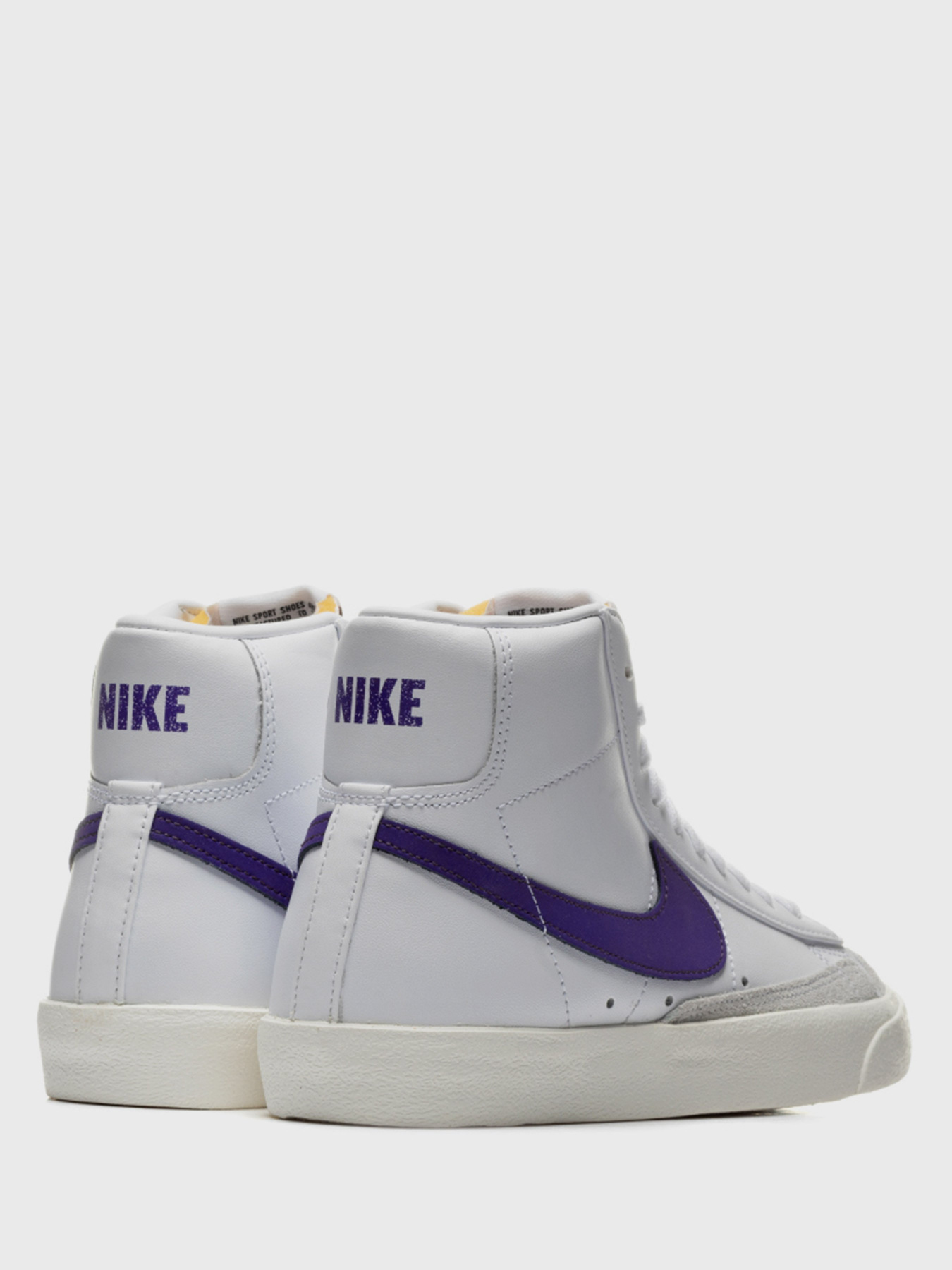 Кеды высокие NIKE Blazer Mid '77 модель CZ1055-105 Кеды высокие NIKE Blazer Mid '77 модель CZ1055-105 Фото