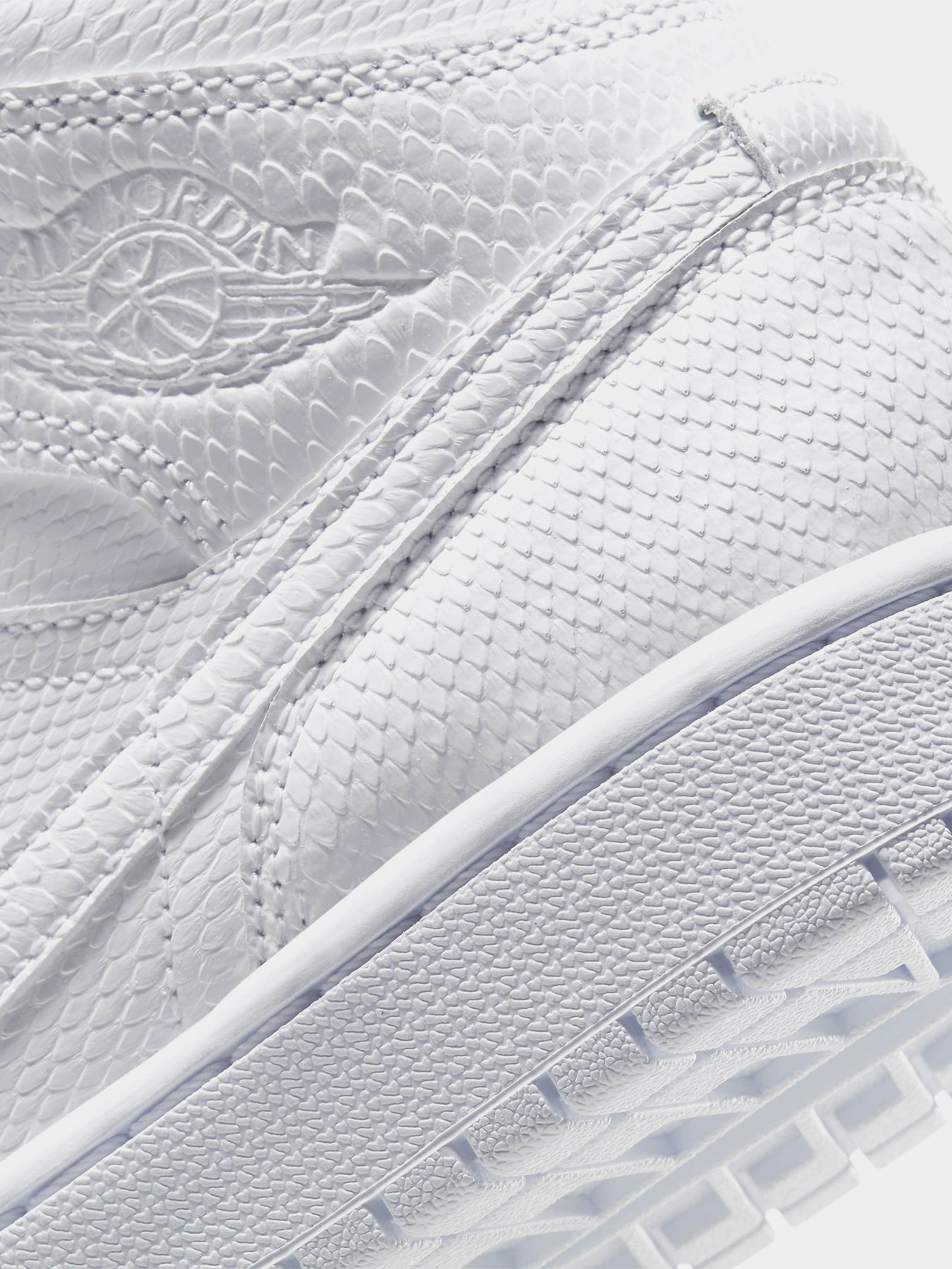 Кеды высокие NIKE Air Jordan 1 Mid модель BQ6472-110 Фото