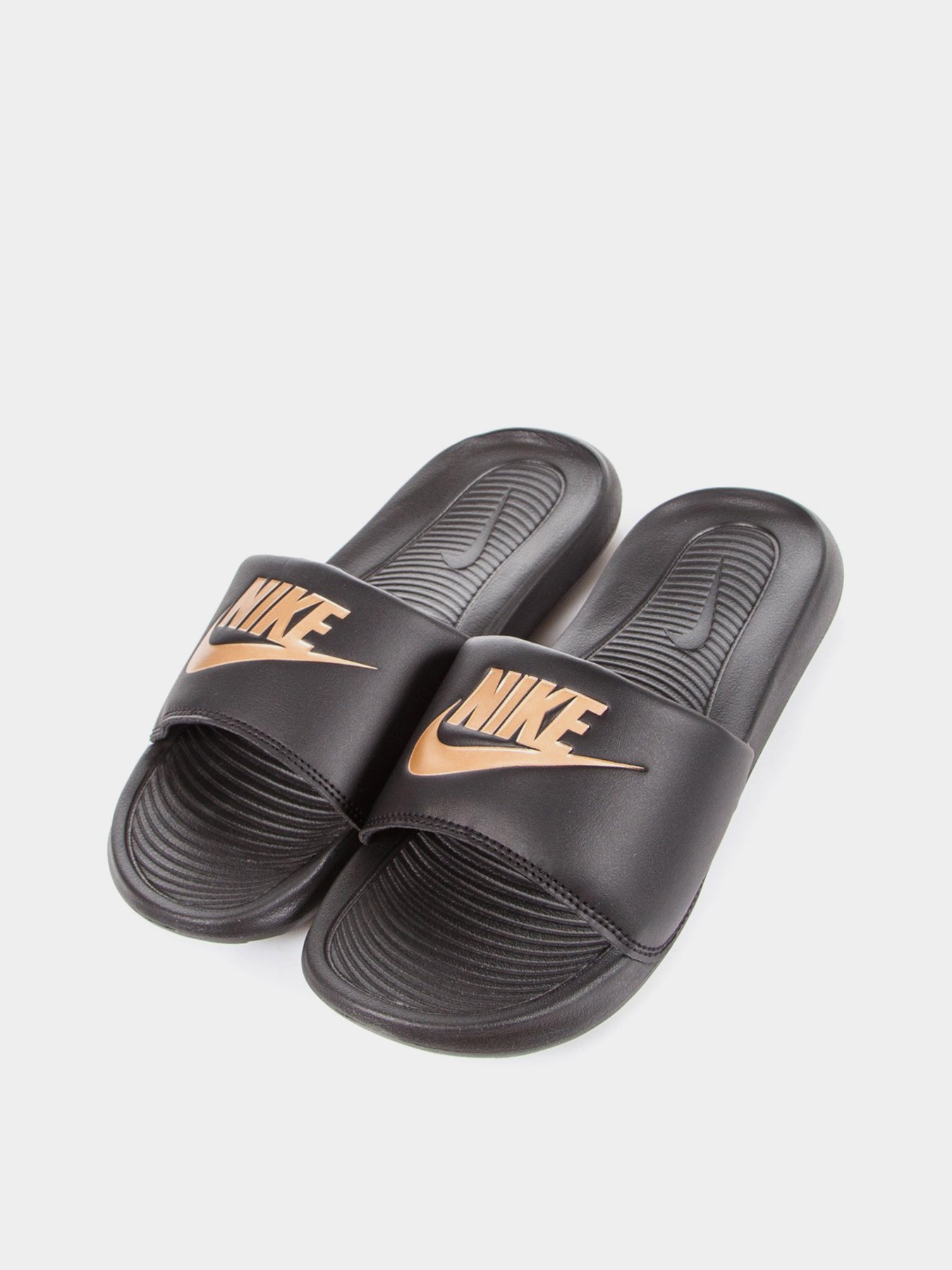 Шльопанці NIKE Victori One модель CN9677-001 Шльопанці NIKE Victori One модель CN9677-001 Фото