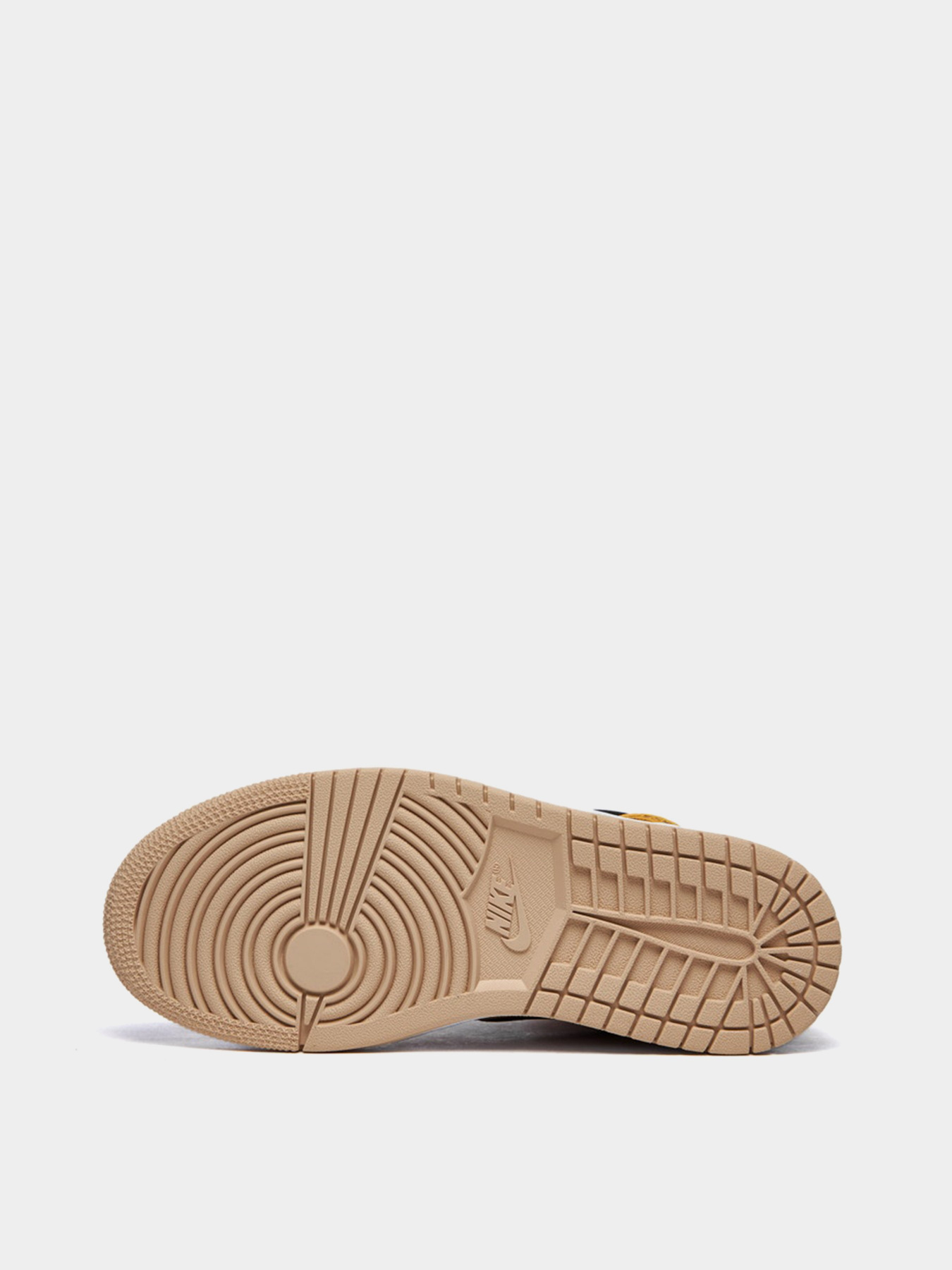 Кеды высокие NIKE Air Jordan 1 Mid модель DD2224-200 Фото