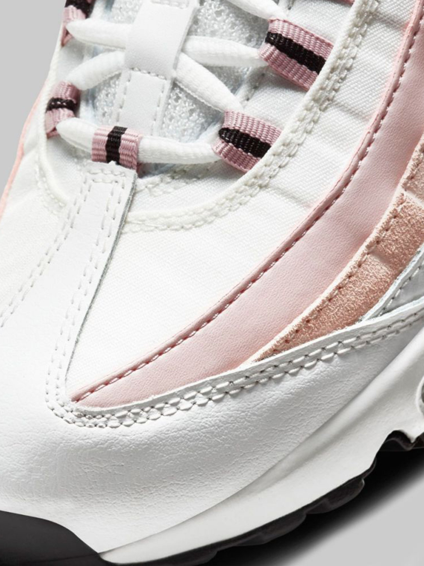 Кросівки NIKE Air Max 95 модель CV8828-100 Фото