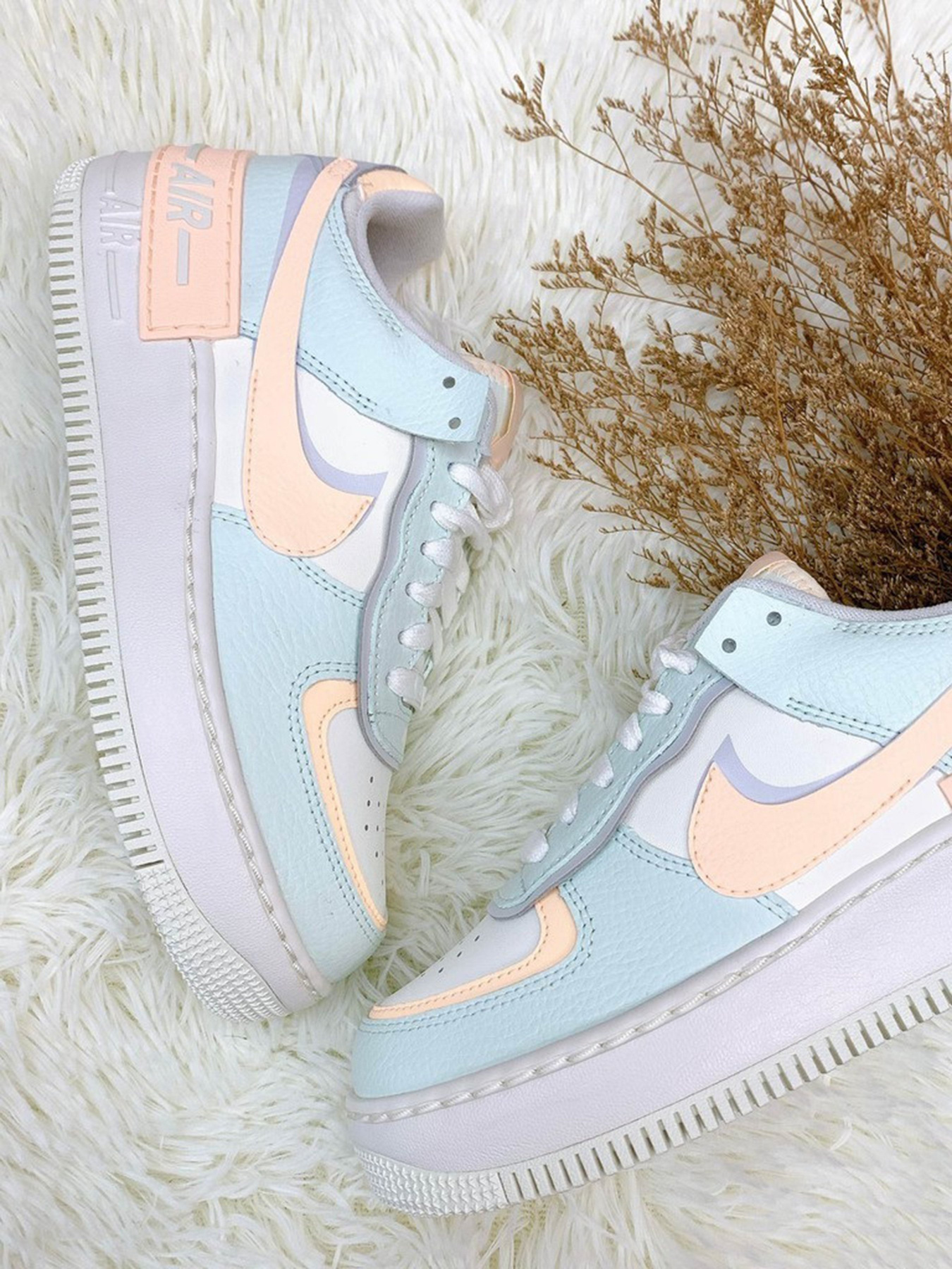 Кроссовки повседневные NIKE Air Force 1 Shadow Sail Barely Green модель CU8591-104 Фото