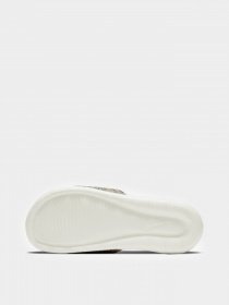 Шльопанці NIKE Victori One модель CN9676-007 Шльопанці NIKE Victori One модель CN9676-007 Фото