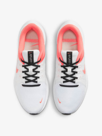 Кроссовки для бега NIKE Quest 4 модель DA1106-102 Фото