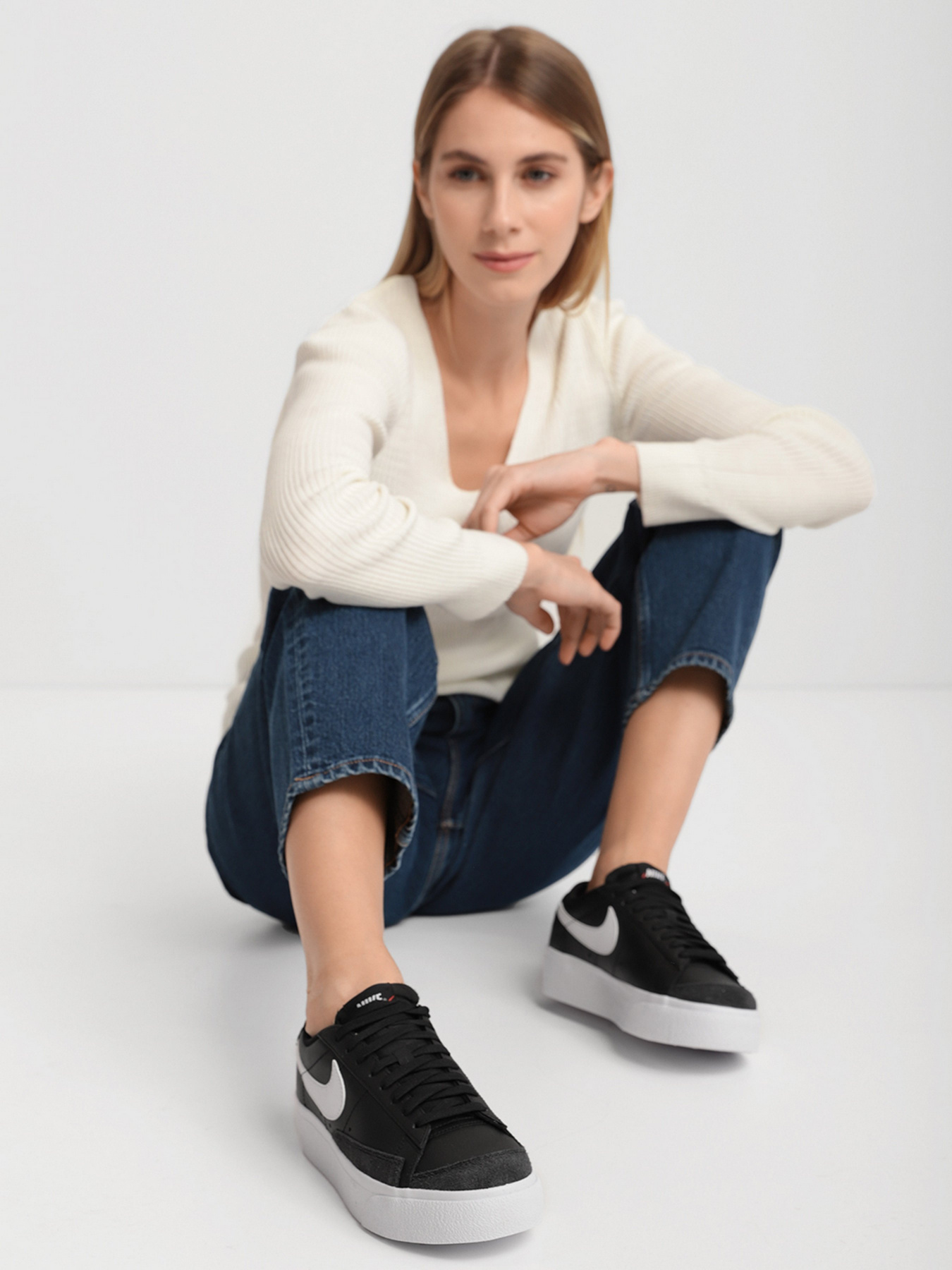 Кеды низкие NIKE Blazer Low Platform модель DJ0292-001 Фото