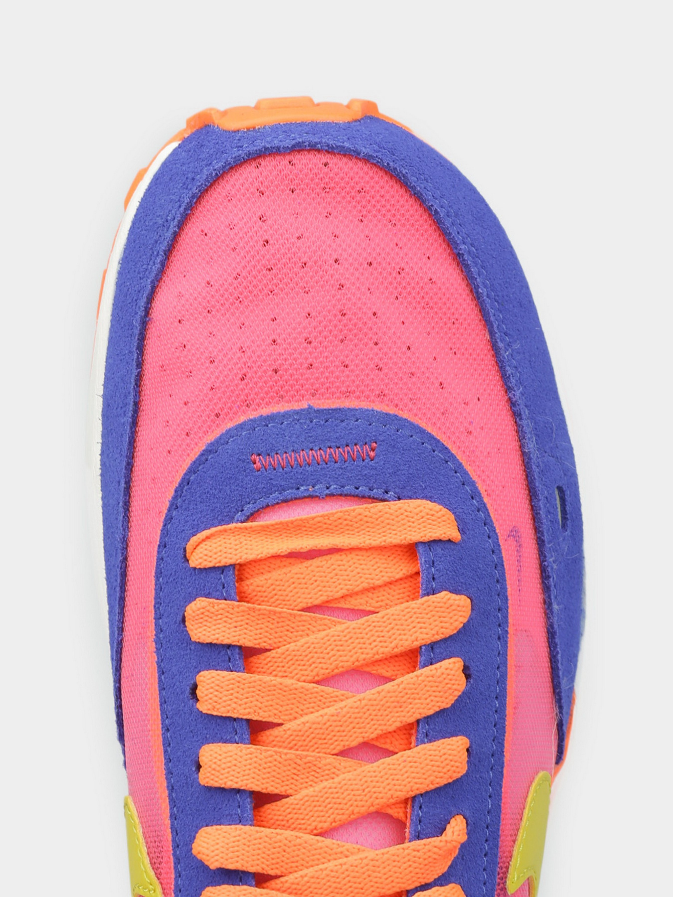 Кроссовки NIKE Waffle One модель DC2533-400 Фото