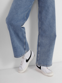 Кеды высокие NIKE BLAZER MID '77 модель CZ1055-100 Фото