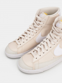 Кеди високі NIKE Blazer Mid '77 Next Nature модель DQ4124-100 Кеди високі NIKE Blazer Mid '77 Next Nature модель DQ4124-100 Фото